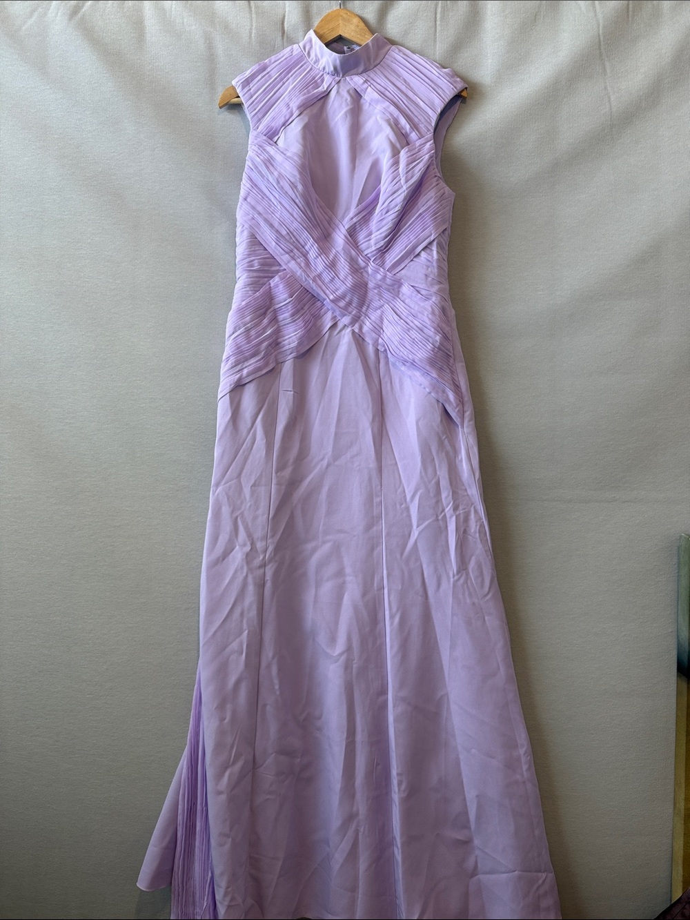 Elegant Lavender Evening Gown - Sleeveless High Neck